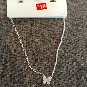 Glass pro butterfly necklace
